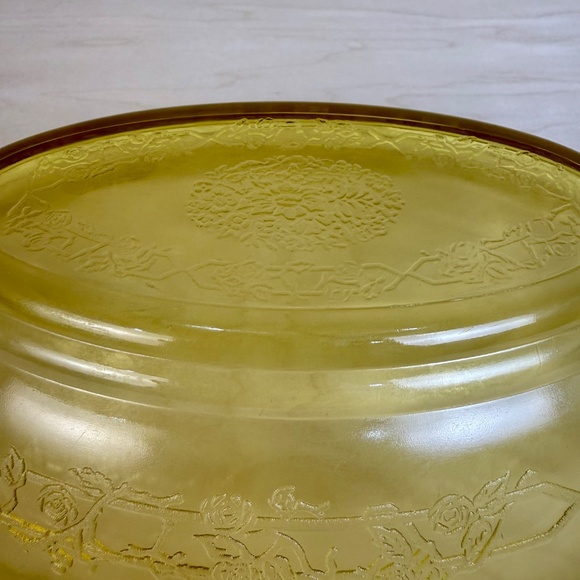 1930s Amber Depression Oval Glass Bowl | Federal Glass Co. - Picture 10 of 15